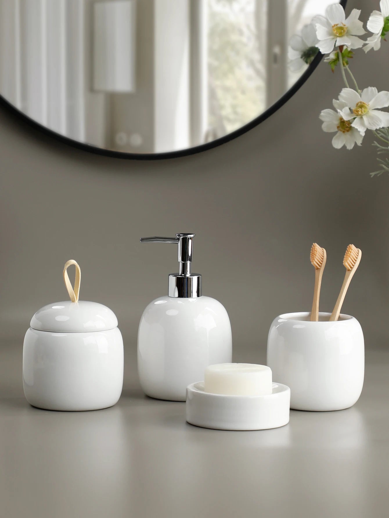 Soap dispenser set