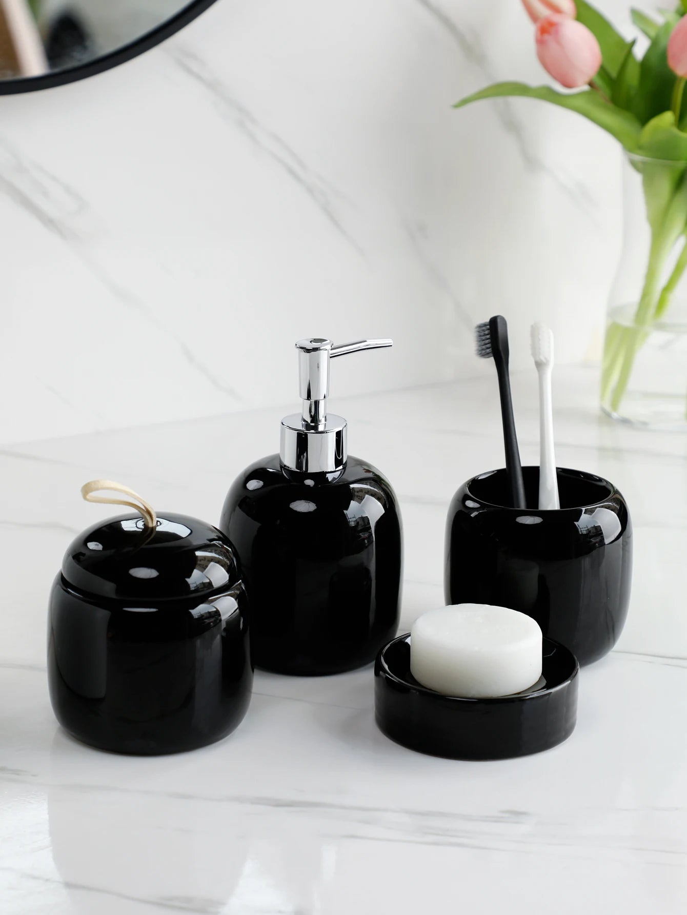 Soap dispenser set