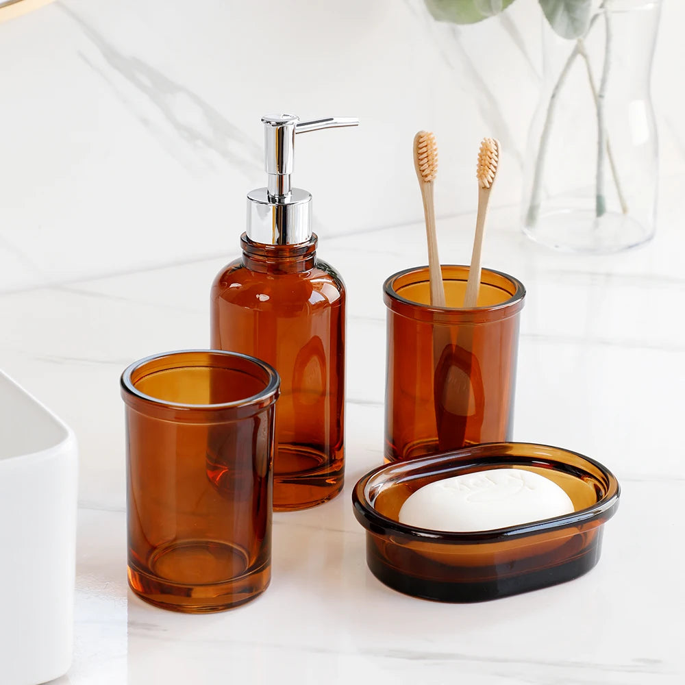 Bathroom accessories set